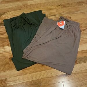 NWT! VIRAL cider stretchy work pants!
